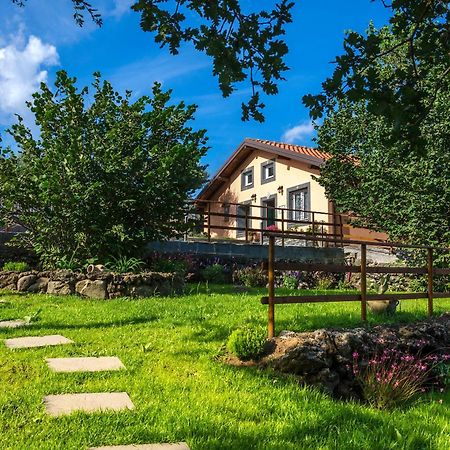 Villa Del Gelso Chalet Nel Parco Delletna Маскалі Екстер'єр фото