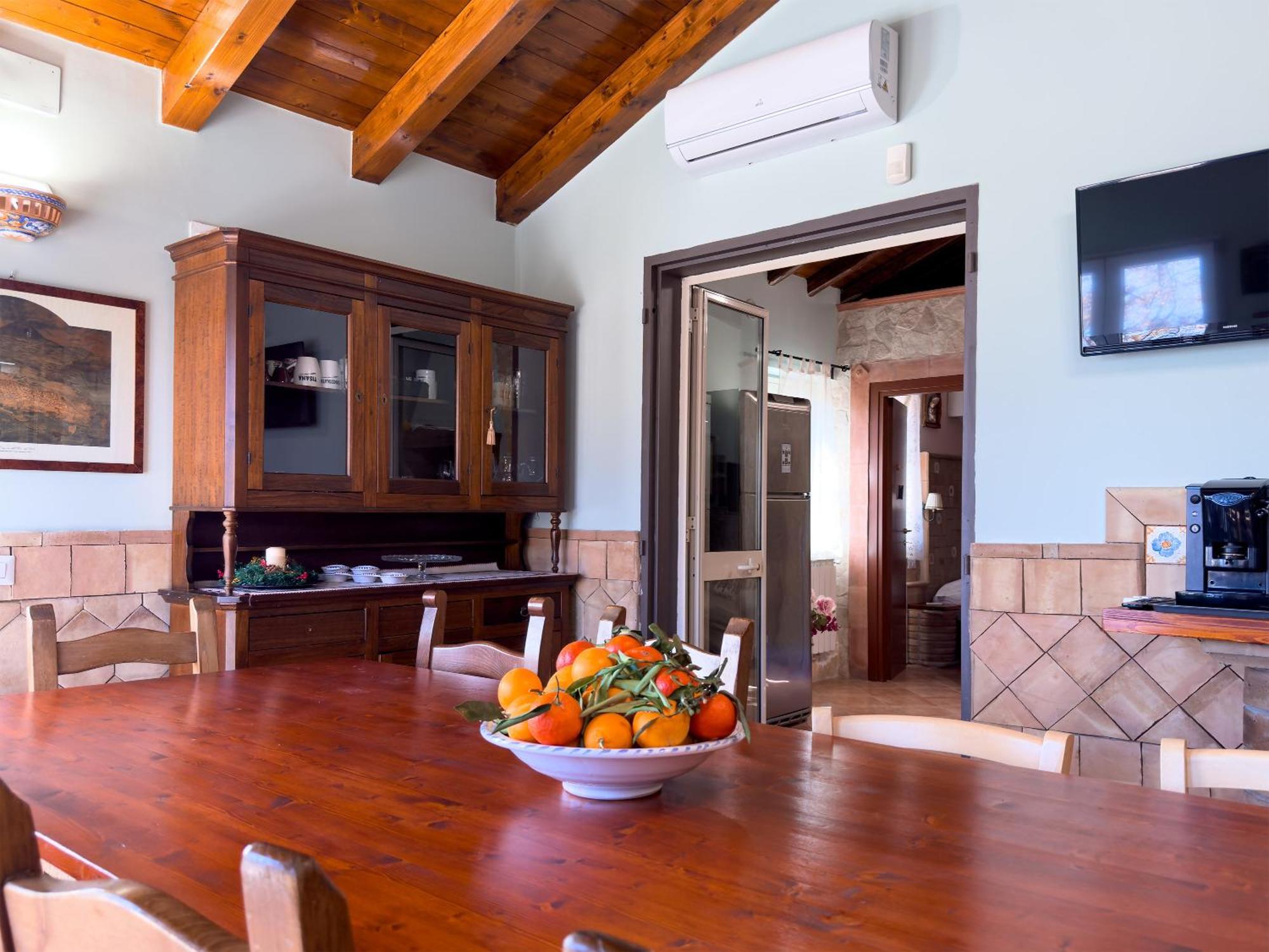 Villa Del Gelso Chalet Nel Parco Delletna Маскалі Екстер'єр фото